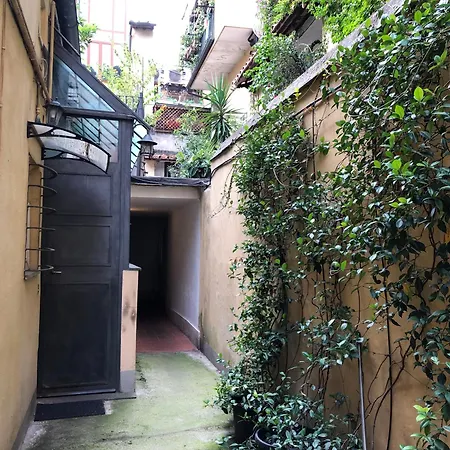 Διαμέρισμα Stylish Duplex With Private Terrace Ρώμη